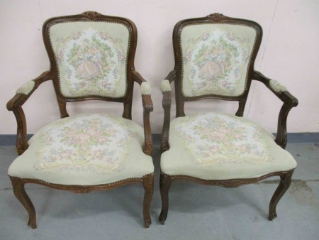 6685 - 2 x kreslo rokoko styl   -  1 kus 2 300 kc 